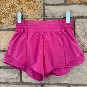 Lululemon Hotty Hot High-Rise Short 2.5"